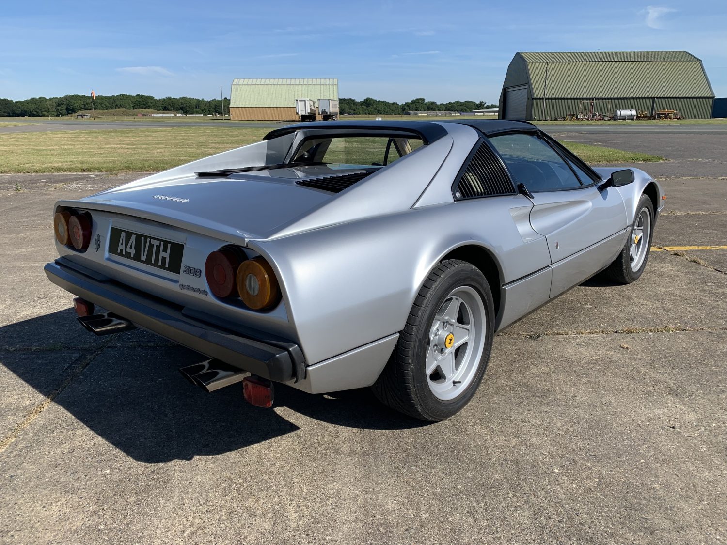 1984 ferrari 308 gts