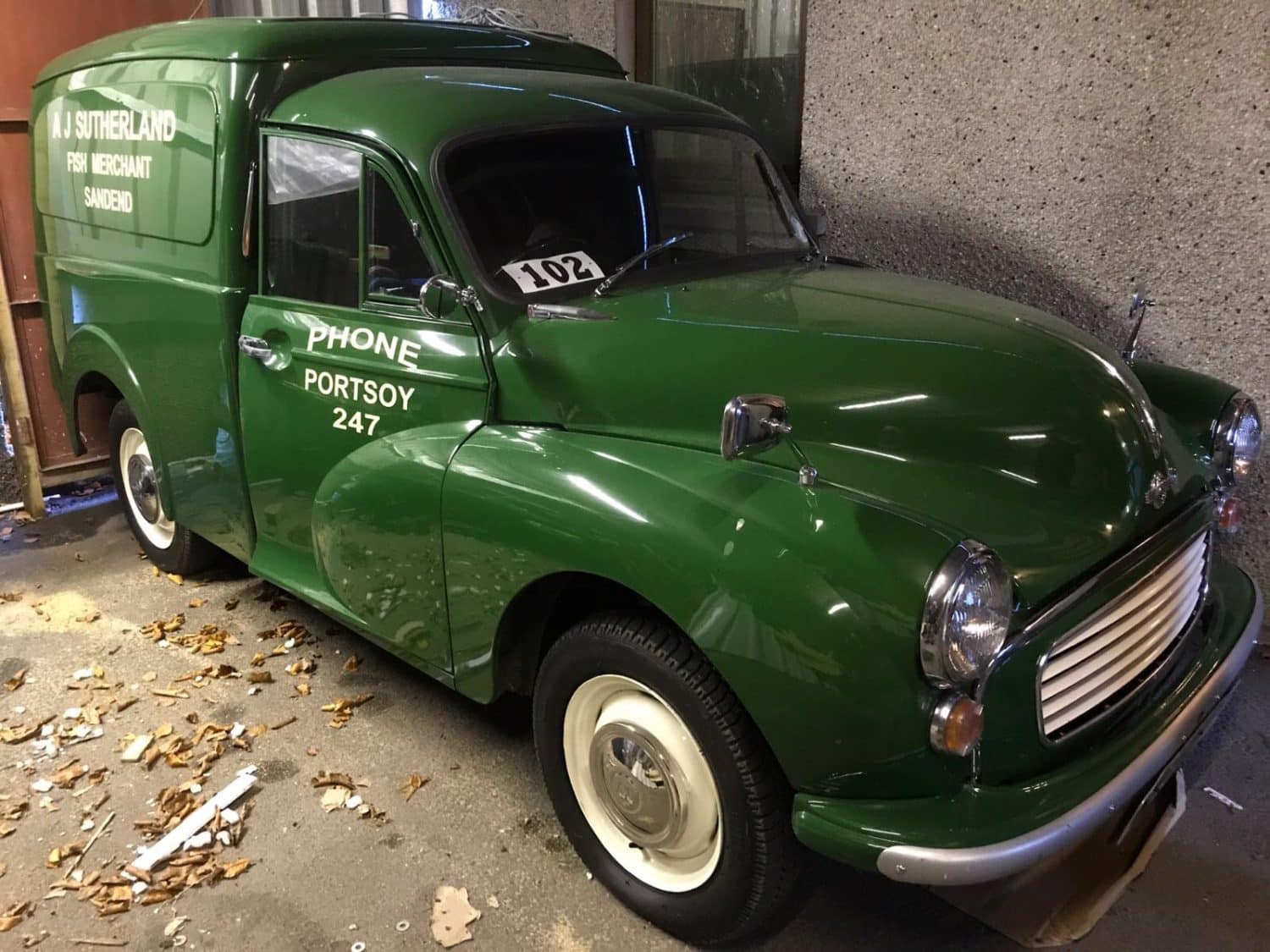 Classic morris outlet vans for sale