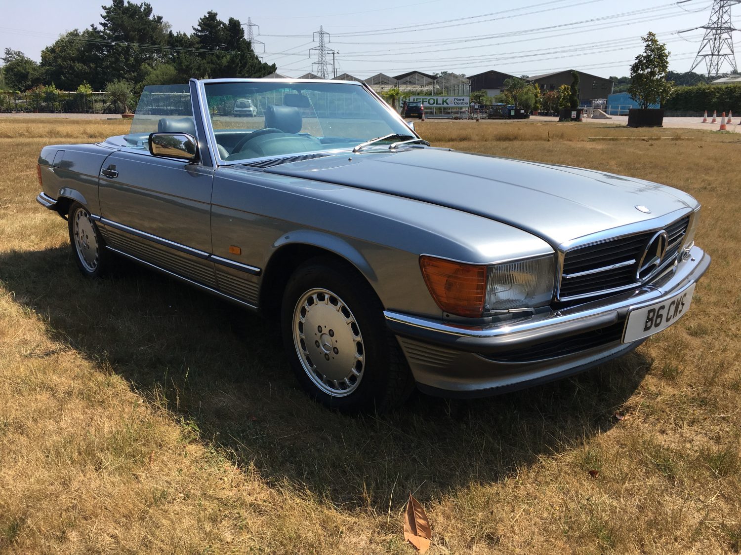 1987 Mercedes SL500 Cleaned - Bridge Classic Cars : Bridge Classic Cars