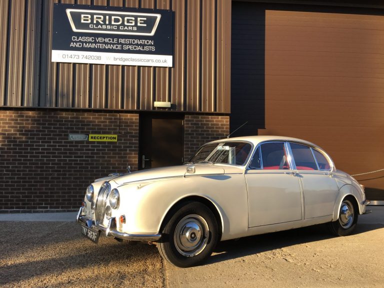 1968 Jaguar MkII 2.4