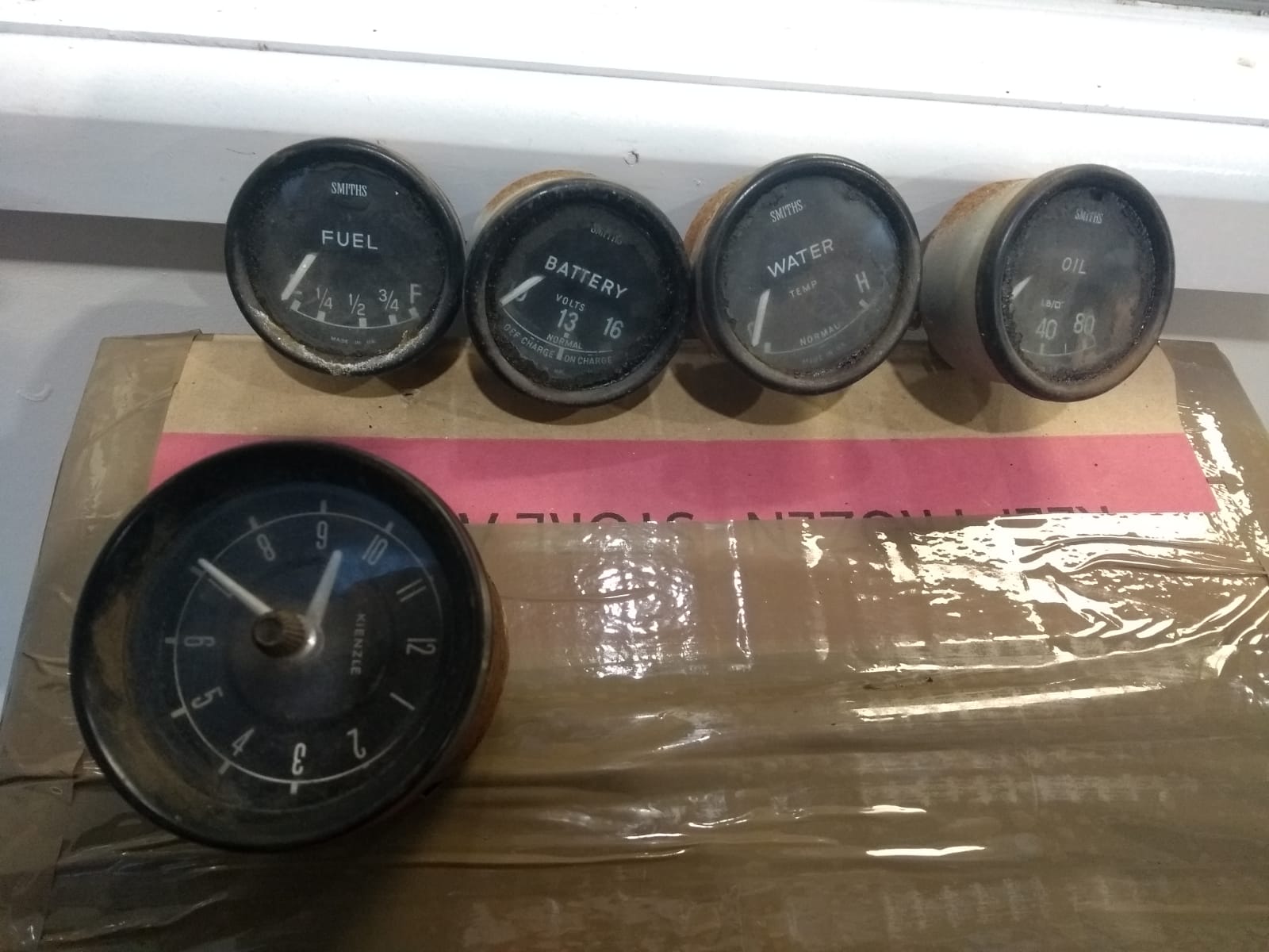 Refurbishing a collection of dials Bridge Classic Cars