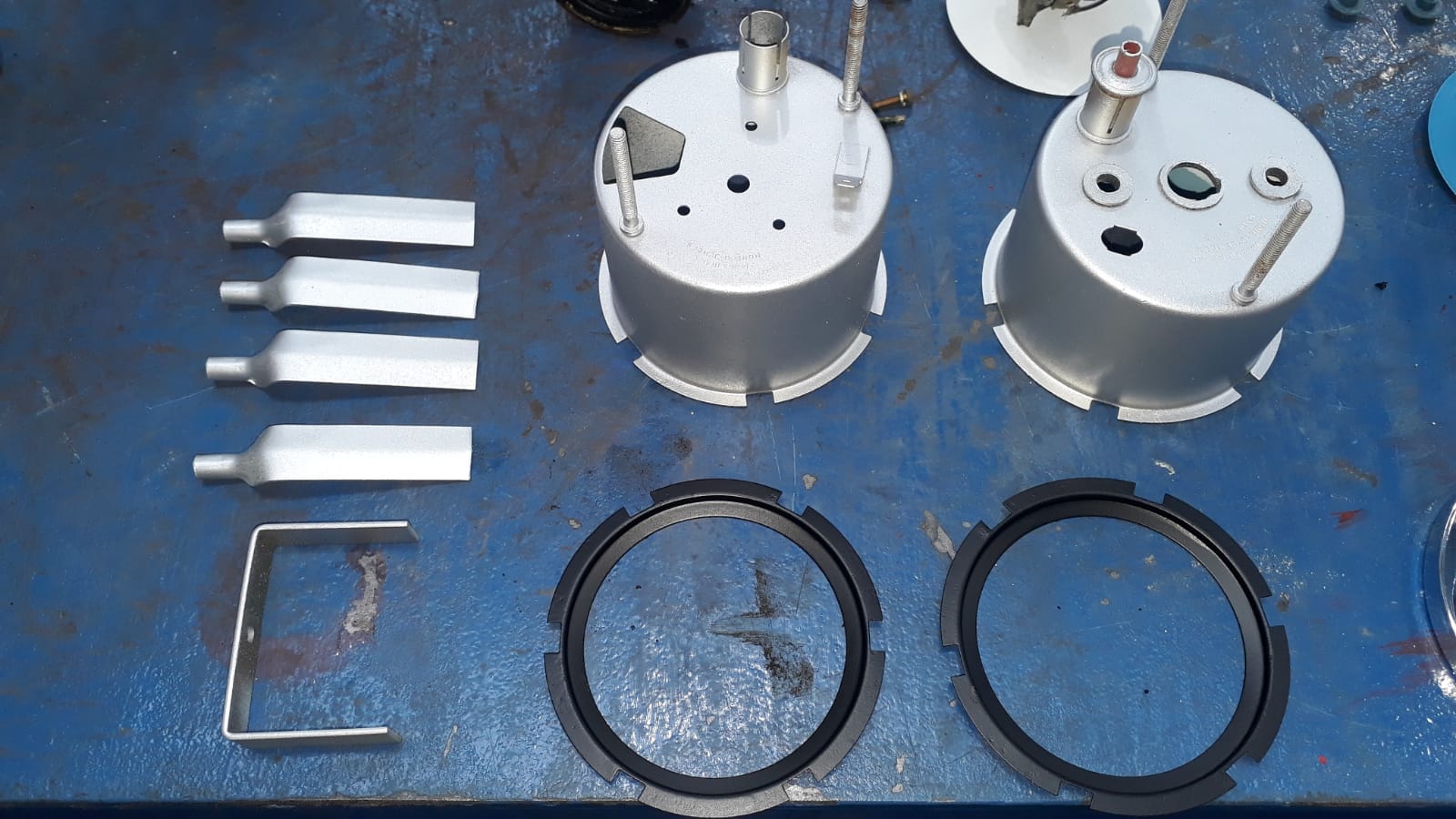 Refurbishing the MGB and TVR dials