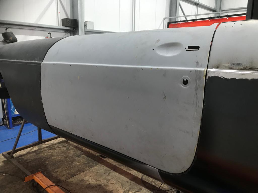 310119 MGB Roadster Body Preparation 7