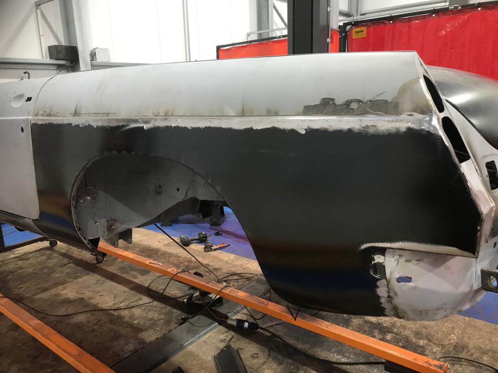 310119 MGB Roadster Body Preparation 8