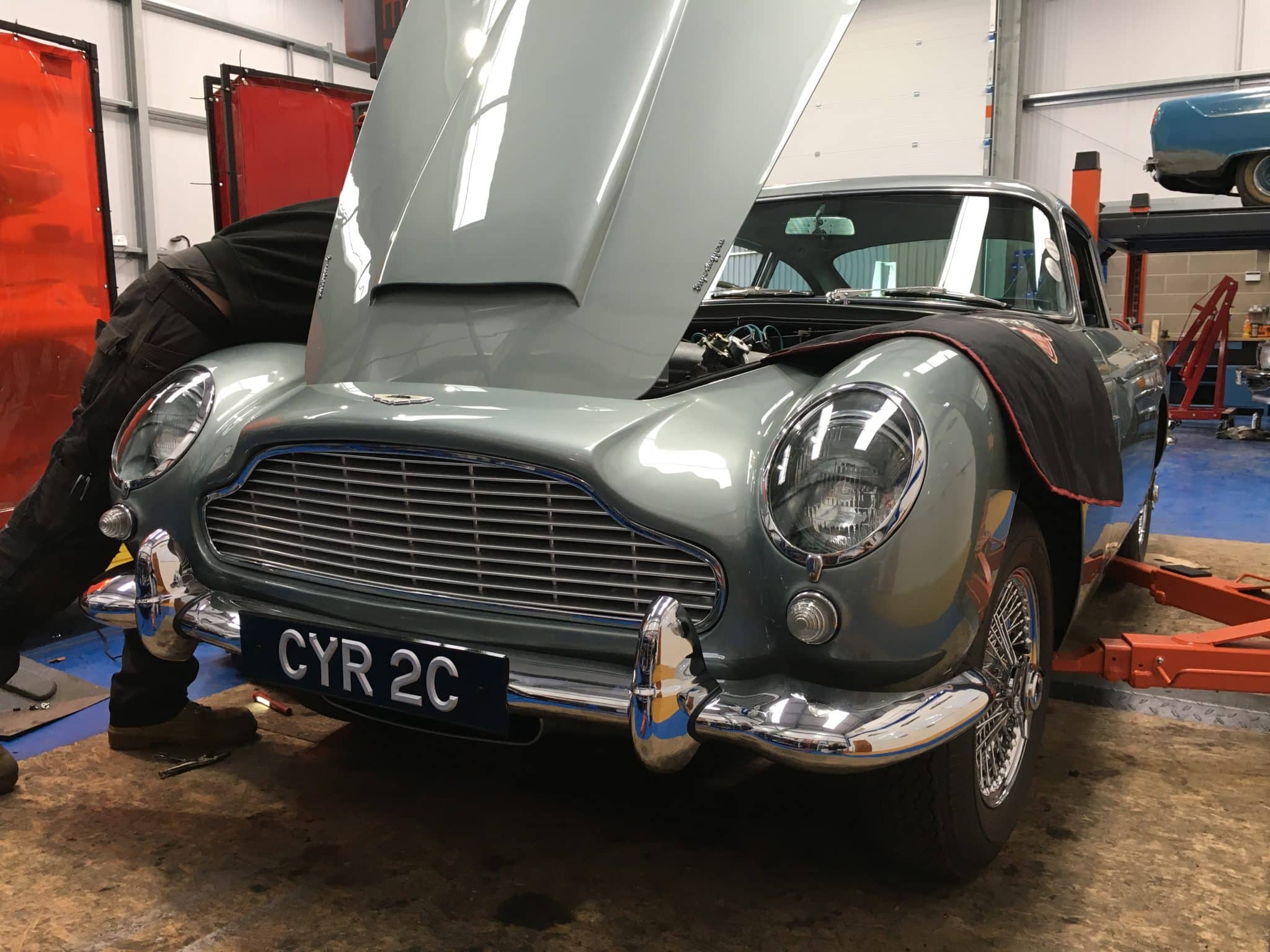 150319 1965 Aston Martin DB5 Engine 5