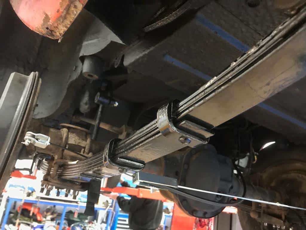 150319 MGBGT New Leaf Springs 5