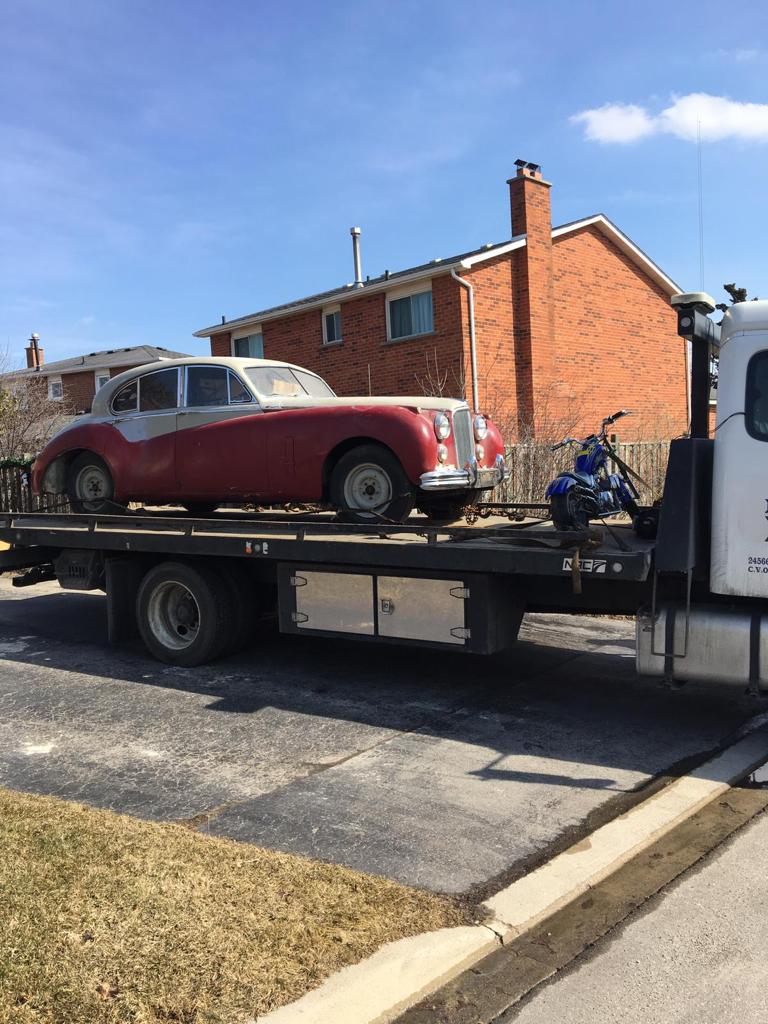 200319 Jaguar Mk VII leaving Canada