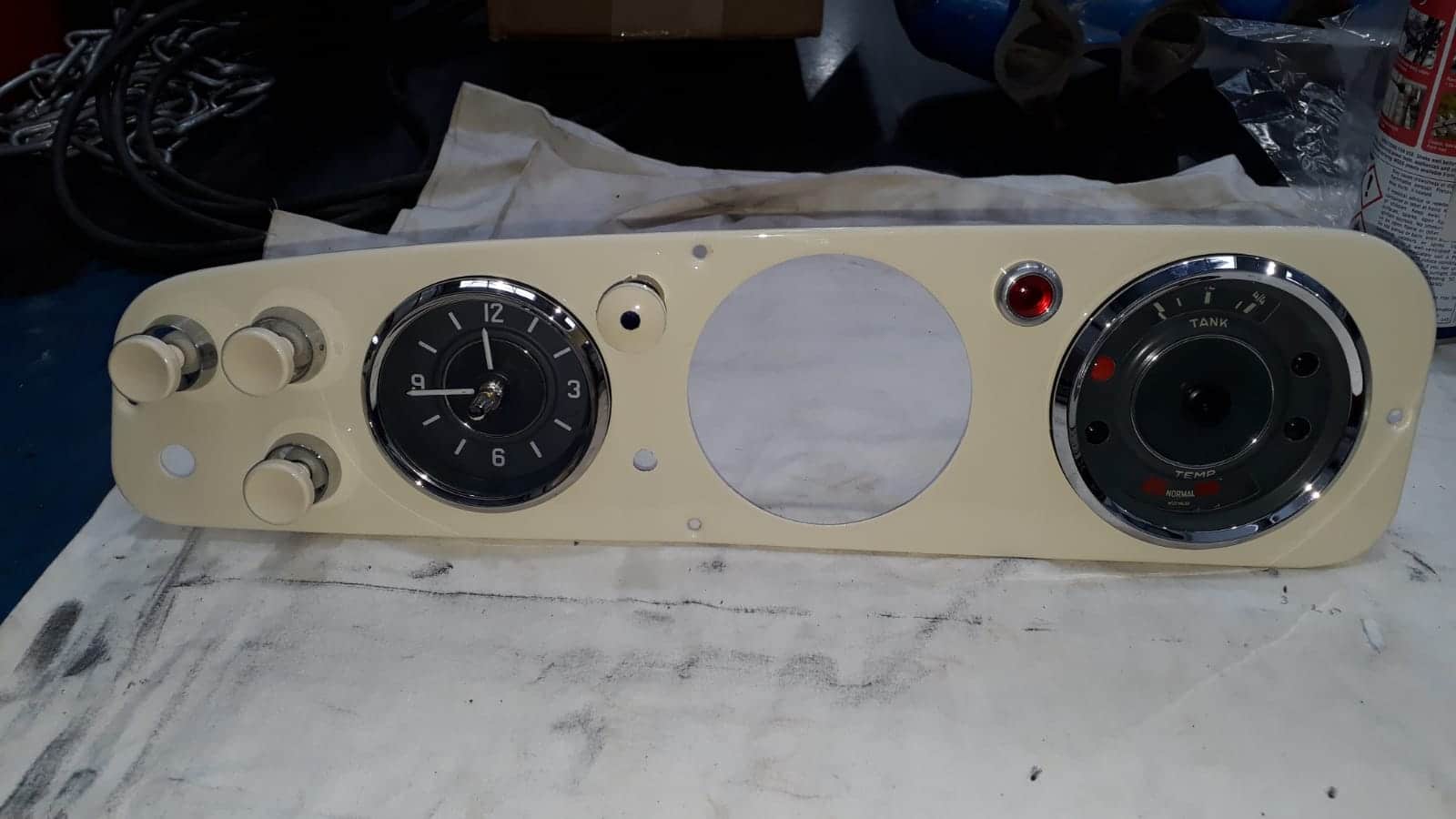 250319 Amphicar Knobs and Dials 2