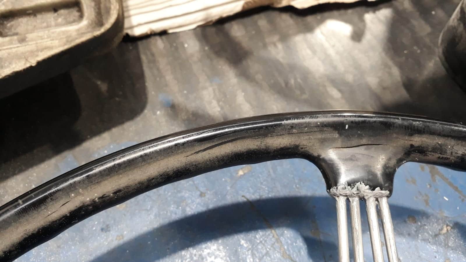 030419 Austin Healey Steering Wheel 1