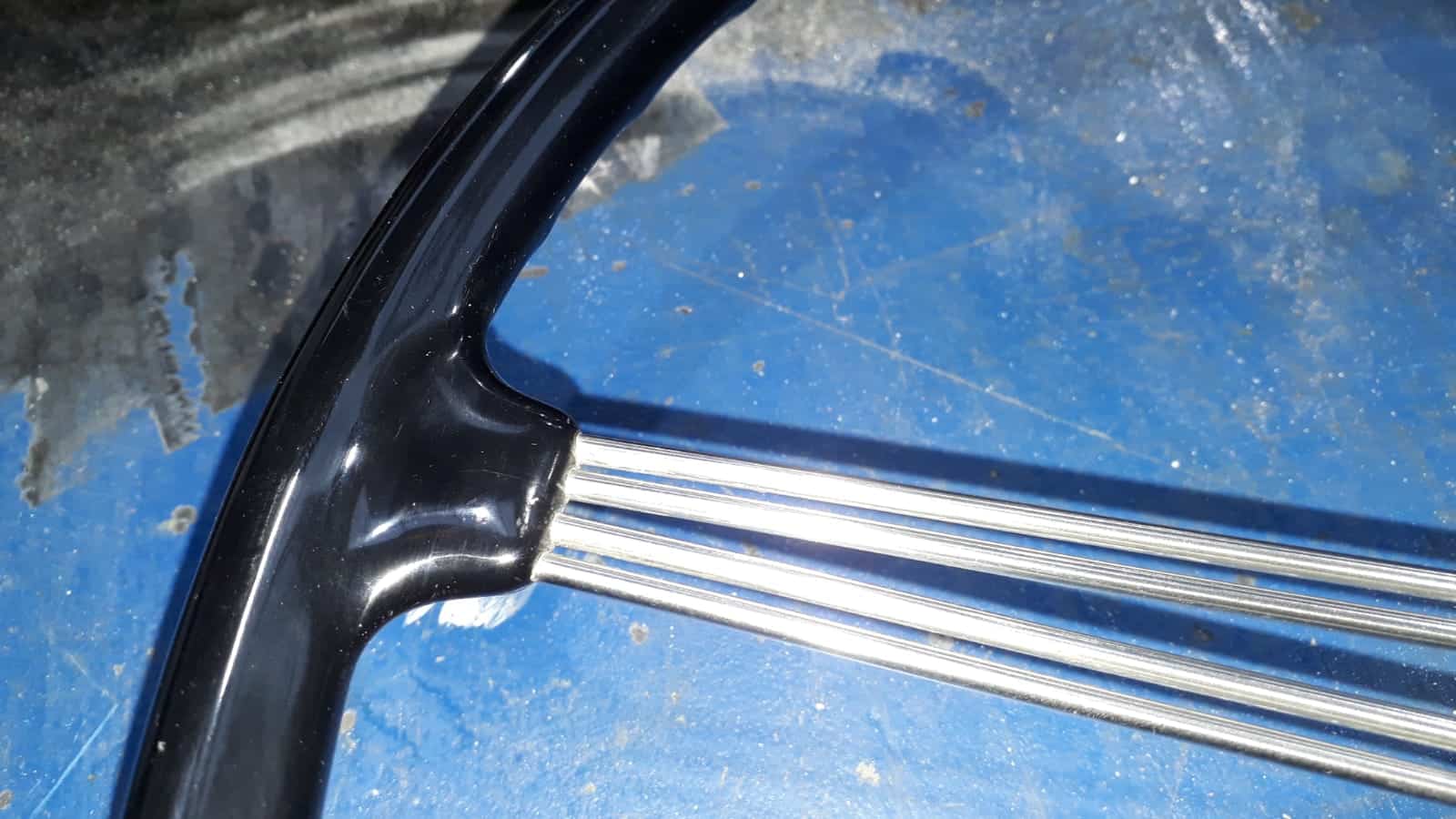030419 Austin Healey Steering Wheel 3