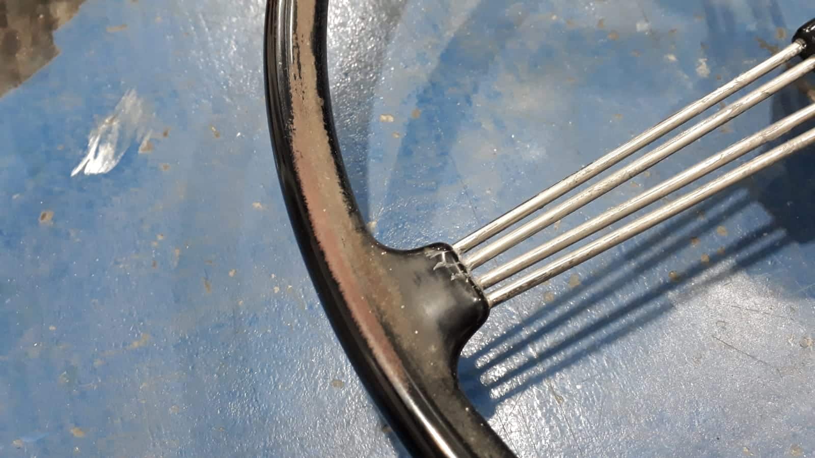 030419 Austin Healey Steering Wheel 4