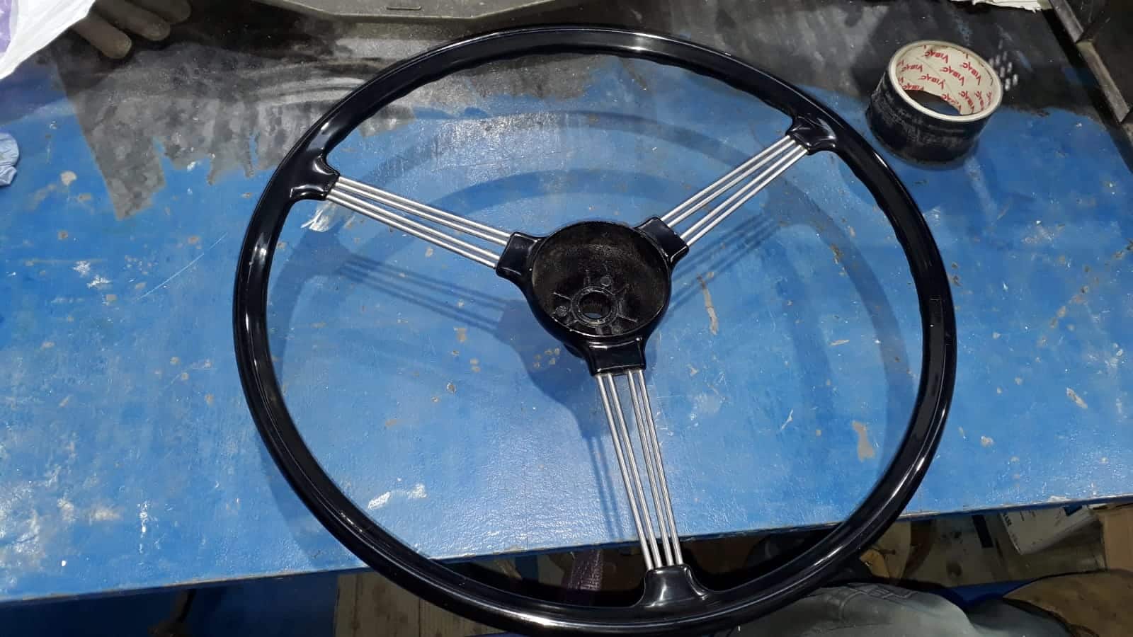 030419 Austin Healey Steering Wheel 6