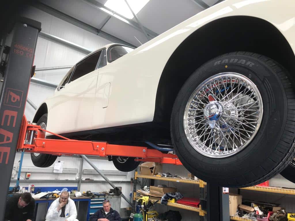 060419 Jaguar XK150 Wheels 3