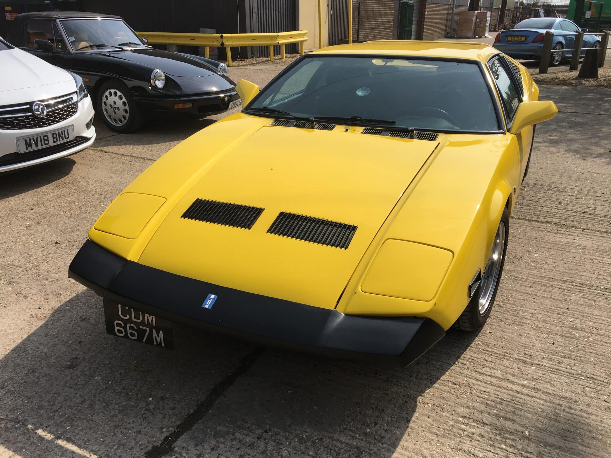 094019 1974 De Tomaso Pantera 2