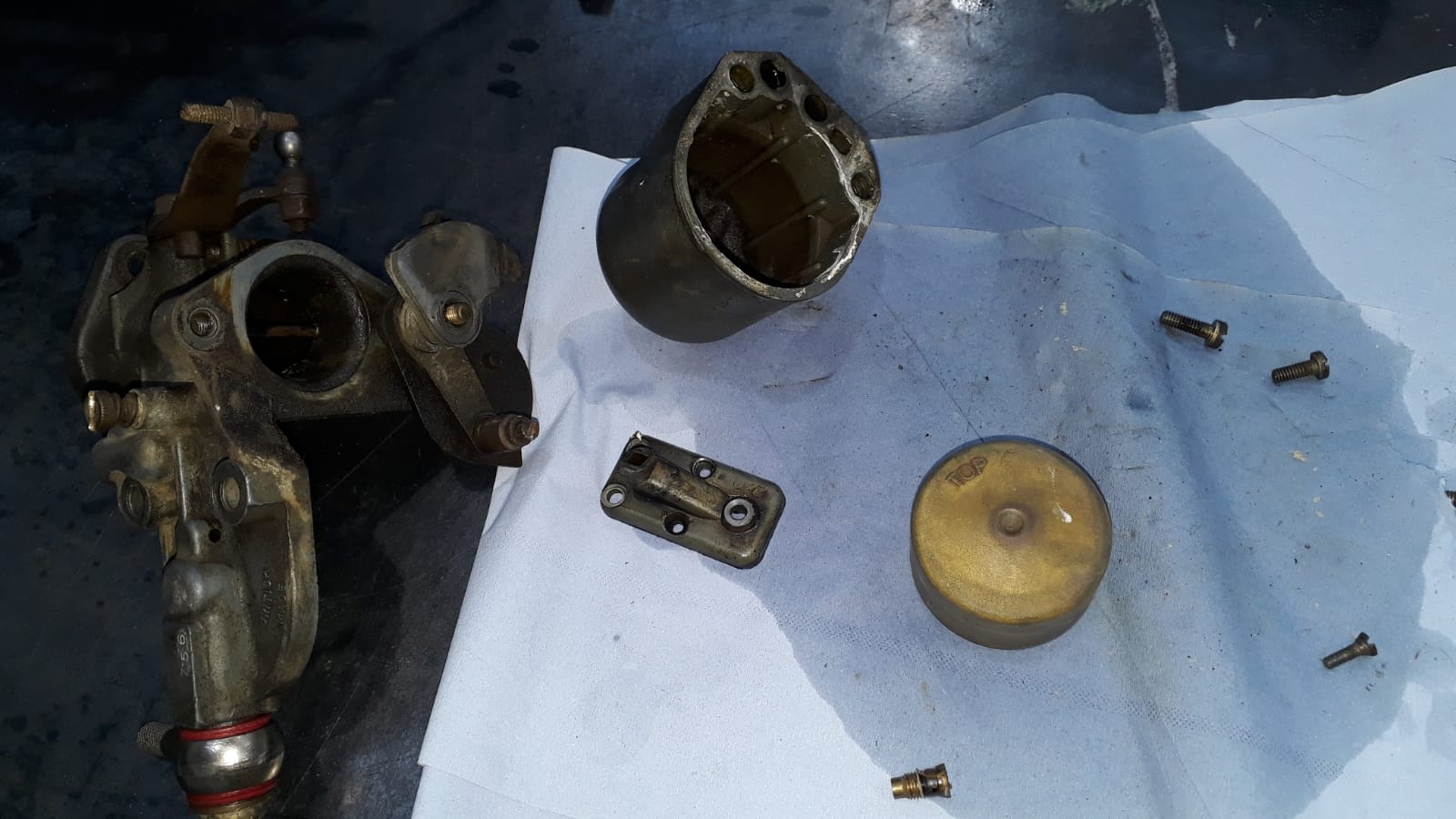100419 Austin 10 Carb 1