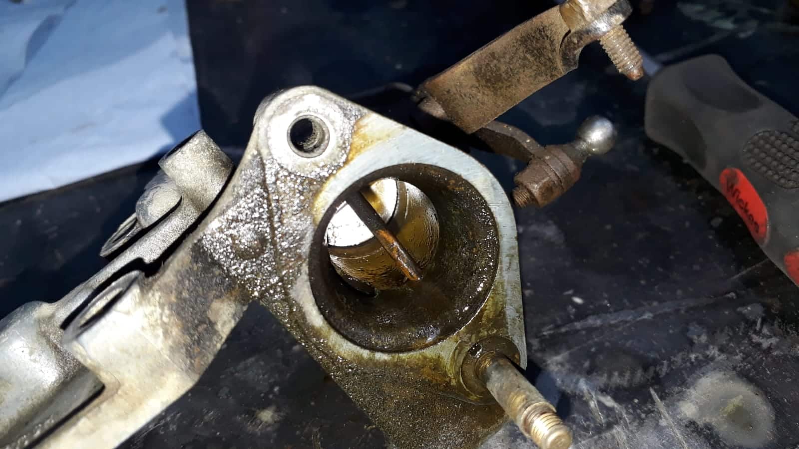 100419 Austin 10 Carb 4