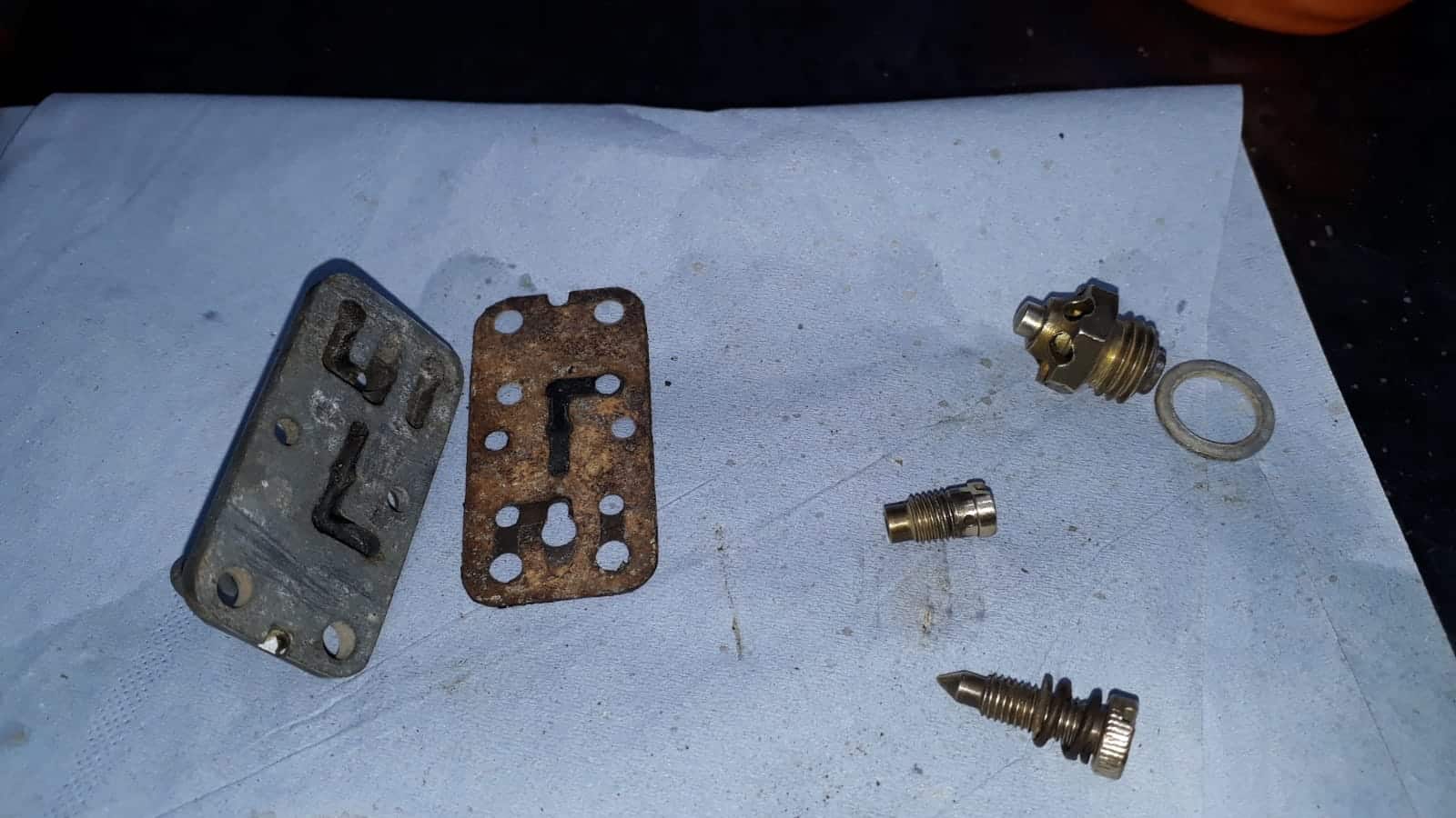 100419 Austin 10 Carb 5