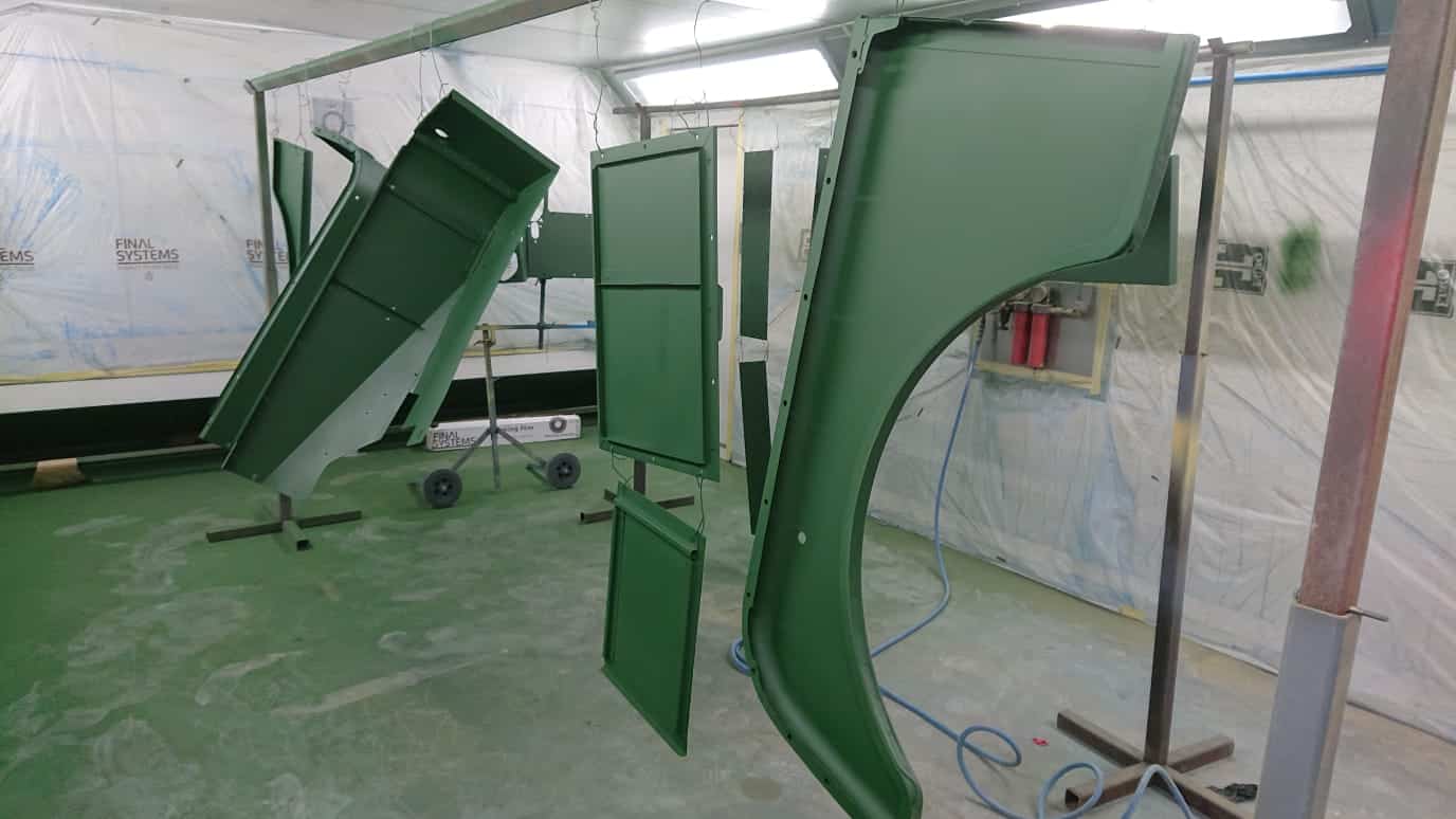 110419 Land Rover panels in primer 1 1