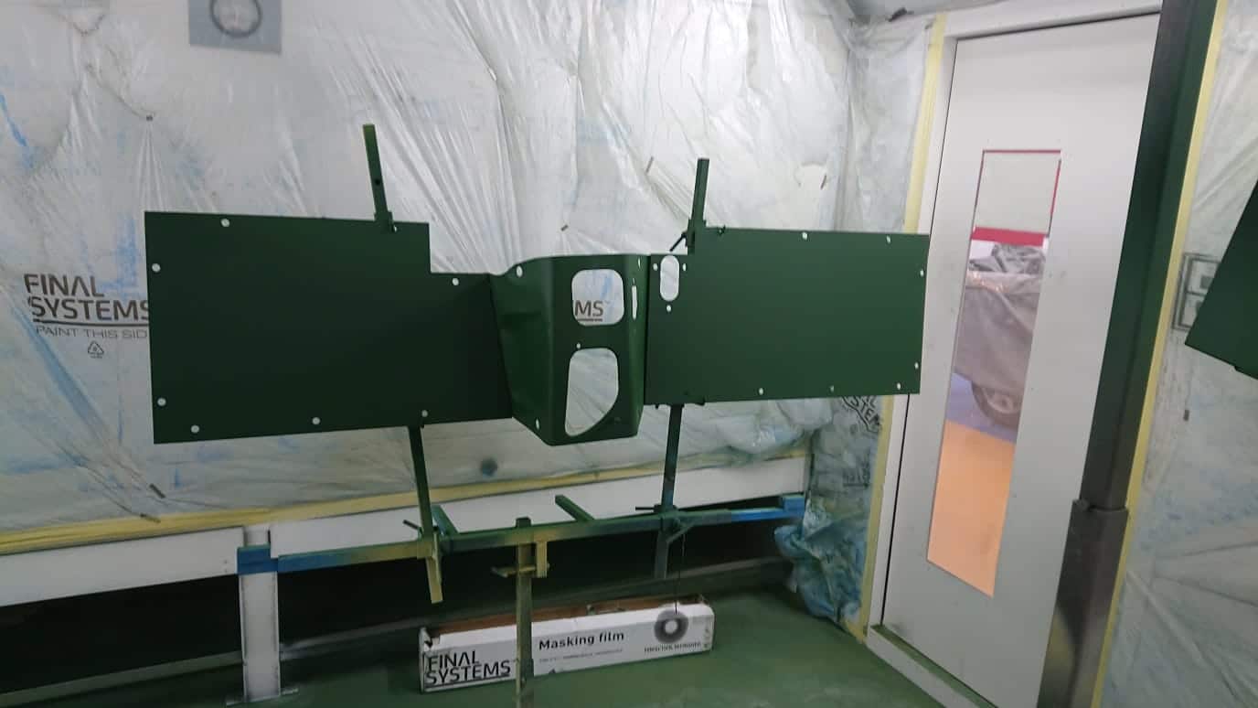 110419 Land Rover panels in primer 3 1