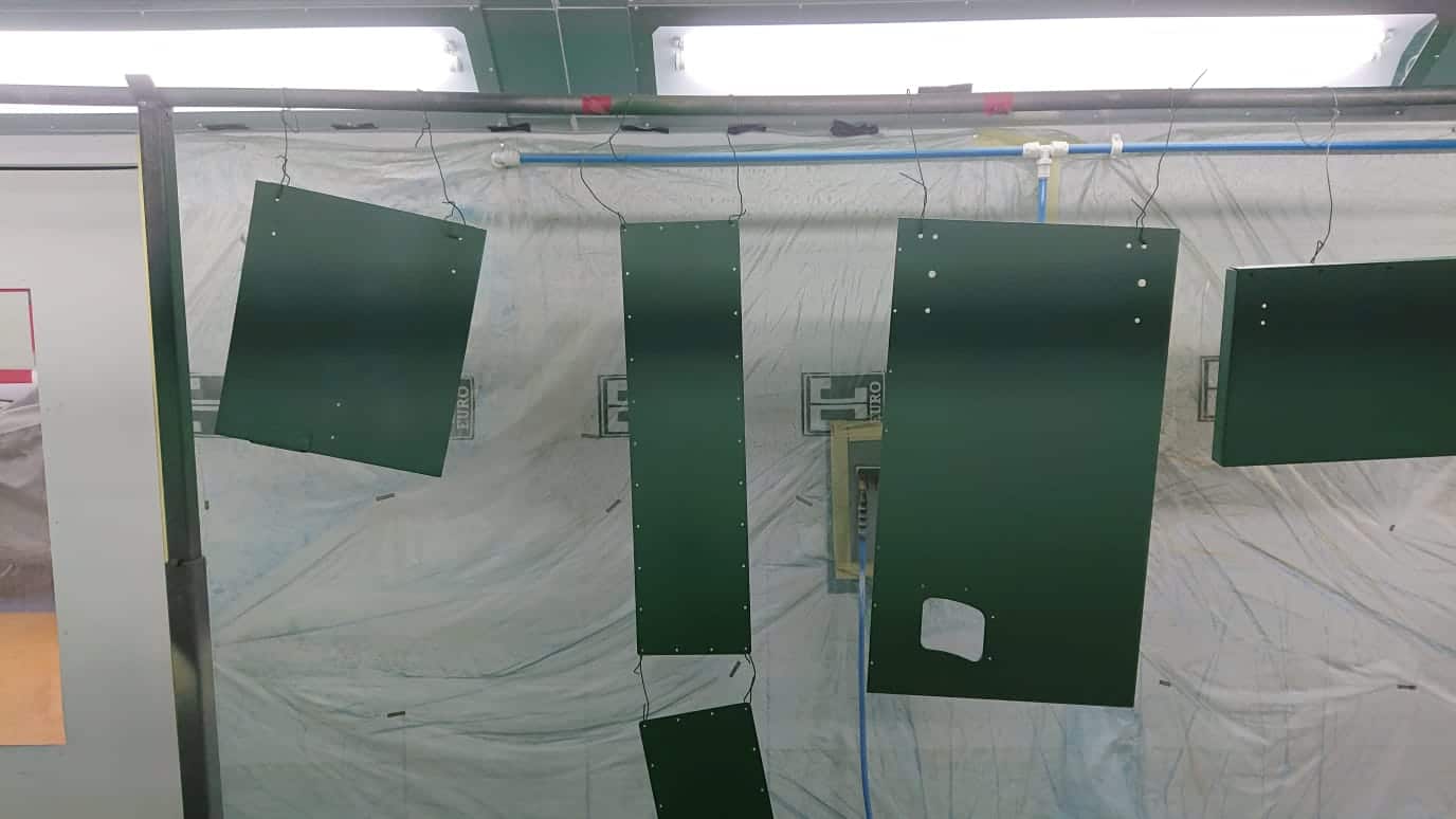 110419 Land Rover panels in primer 4 1