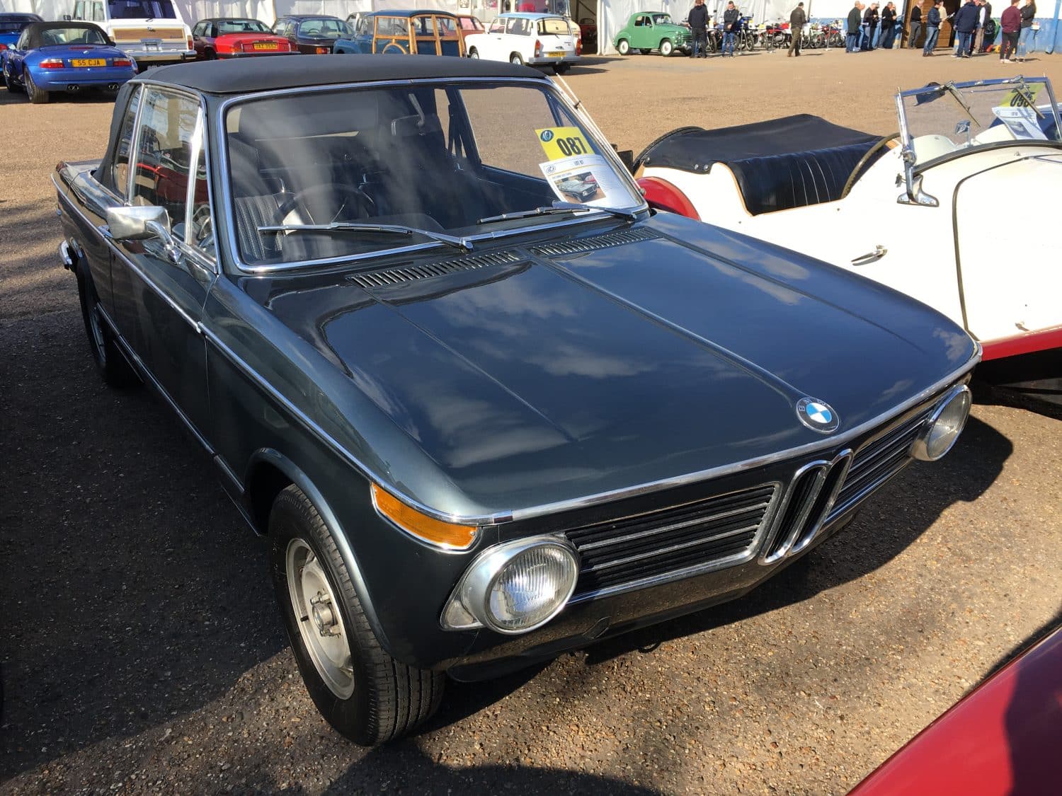 130419 BMW 2002 Targa Cabriolet 4 1