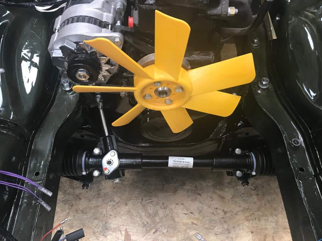 210419 MGB Roadster Fitting Up 15