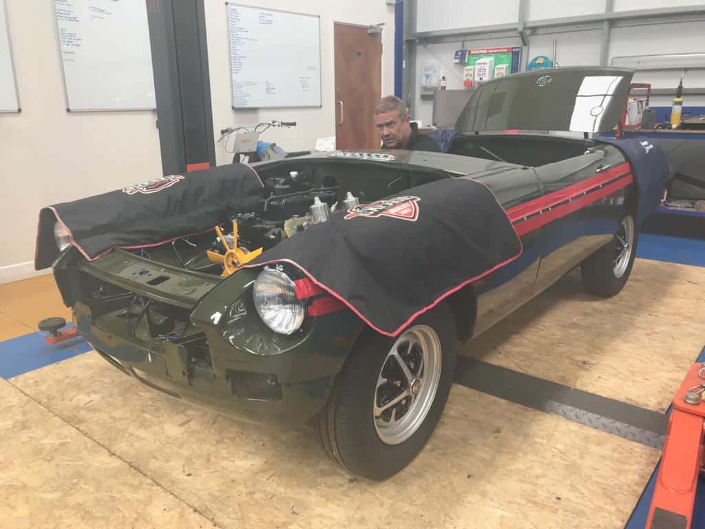 210419 MGB Roadster Fitting Up 16 1