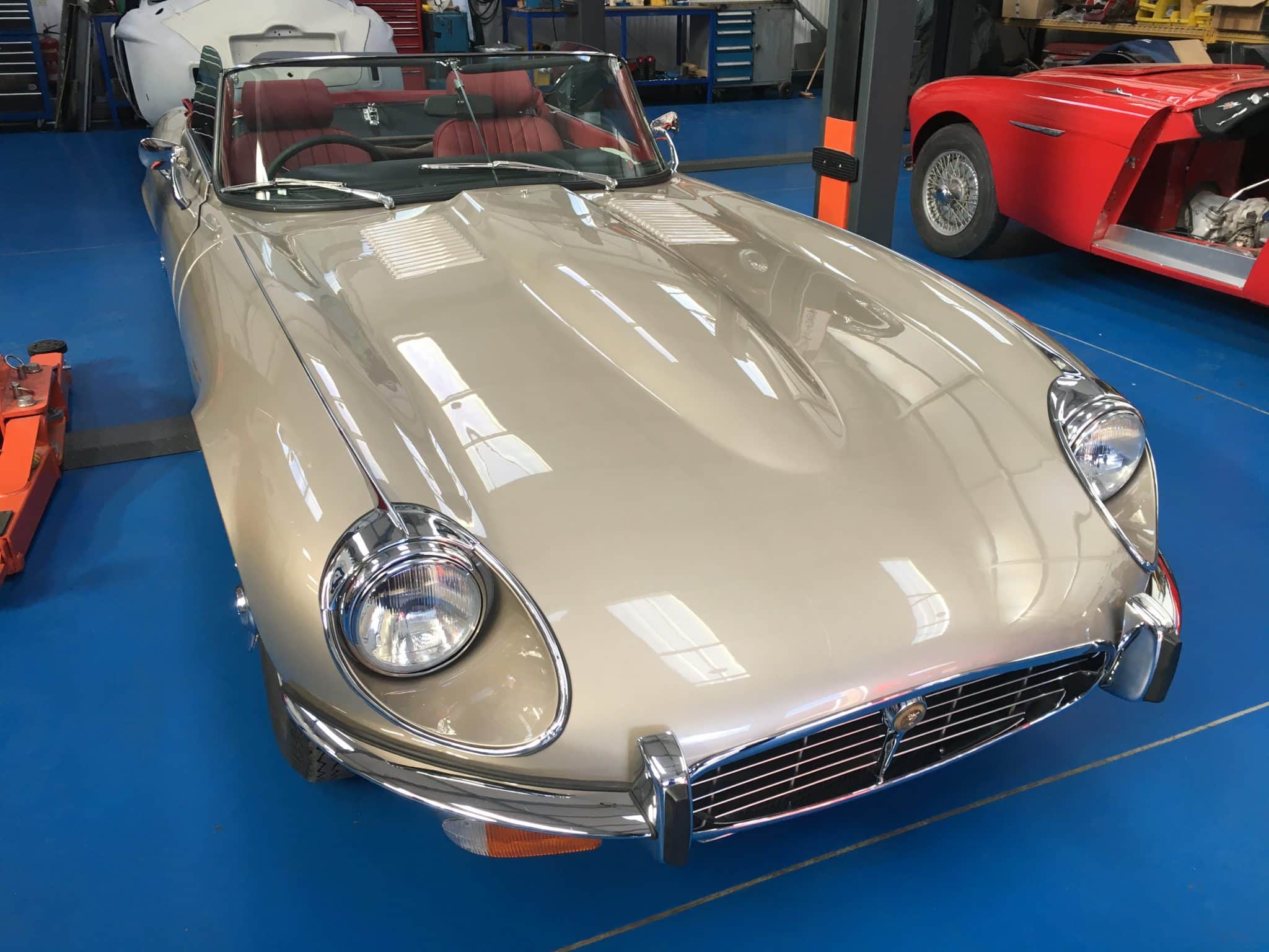 260419 1971 Jaguar E Type Roadster 5