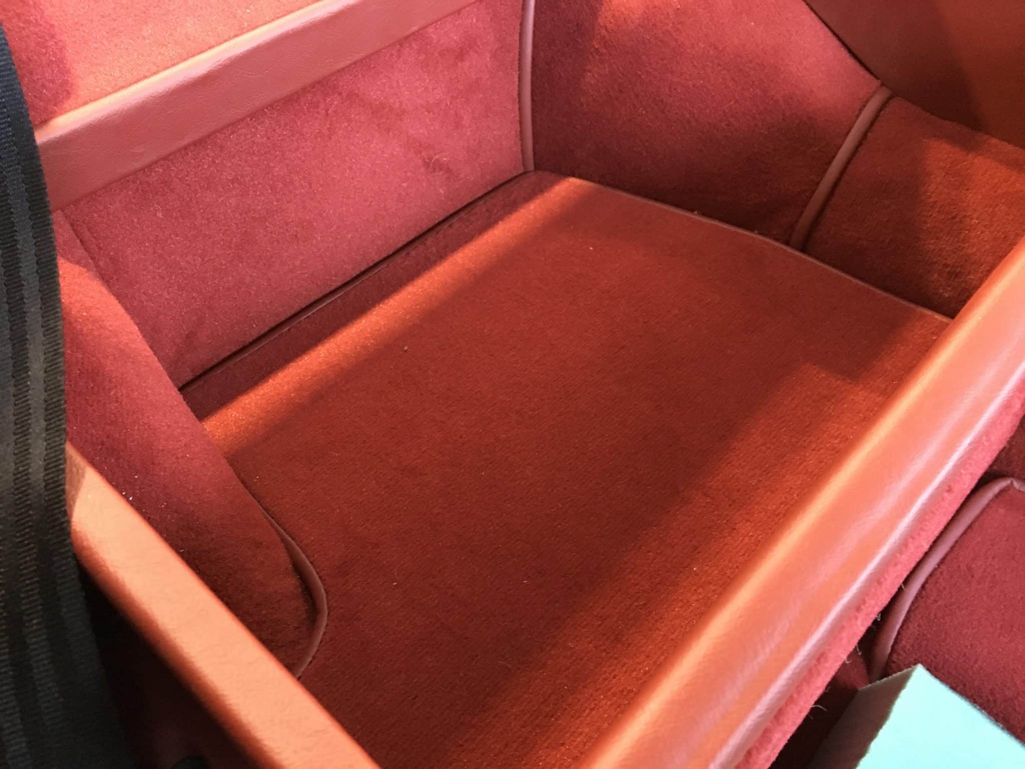 260419 Jaguar E Type Roadster Interior 2