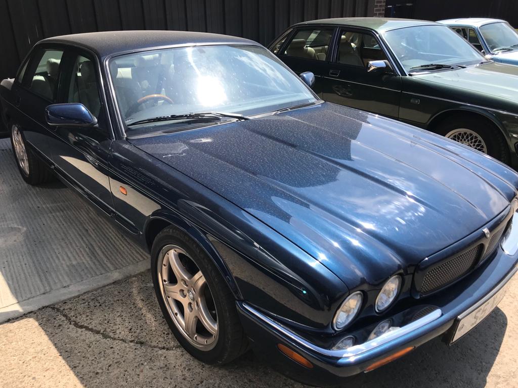 130519 1998 Jaguar XJR V8 Auto 15