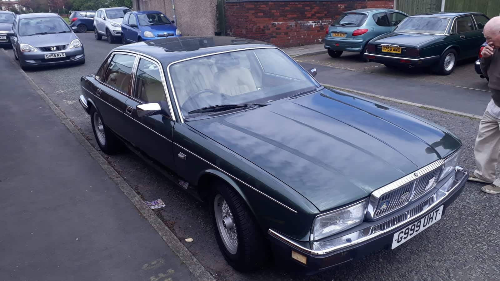 190519 1990 Jaguar XJ6 Auto 9 1