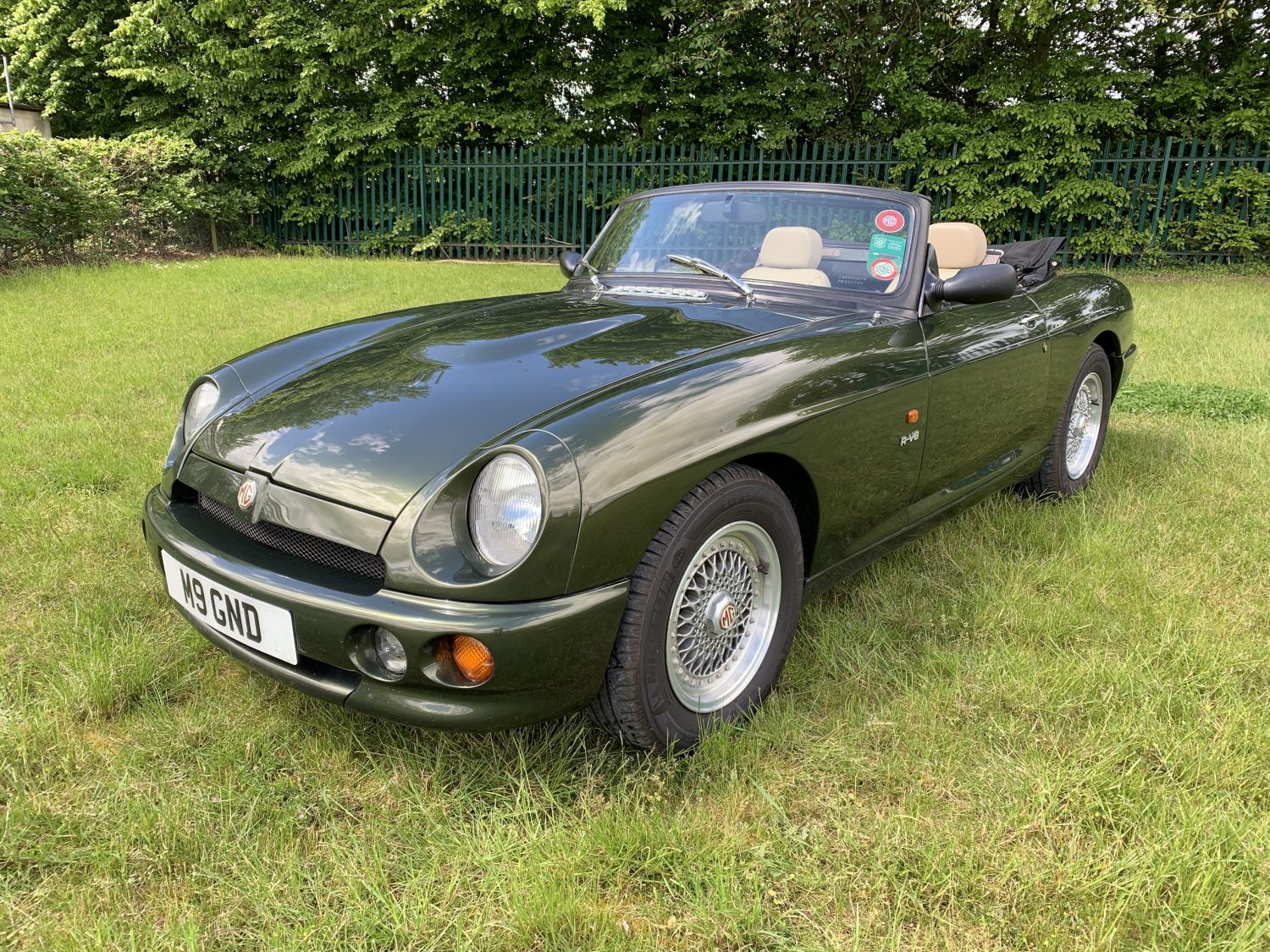 270519 1994 MG R V8 1