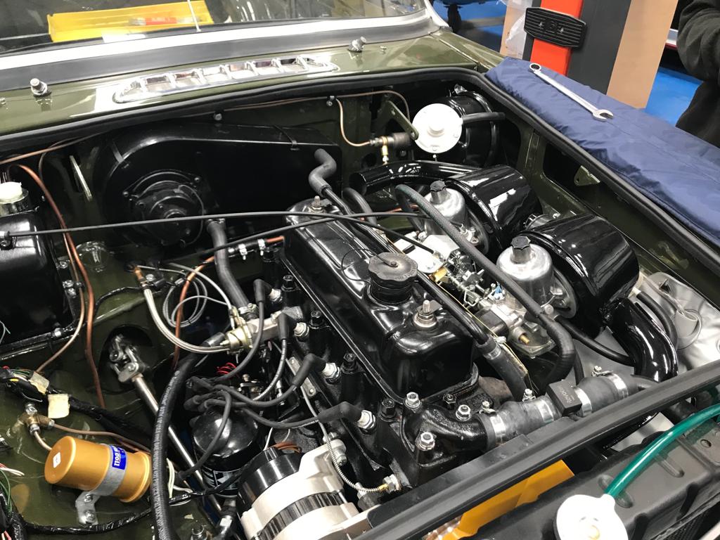 290519 MGB Roadster Engine 1