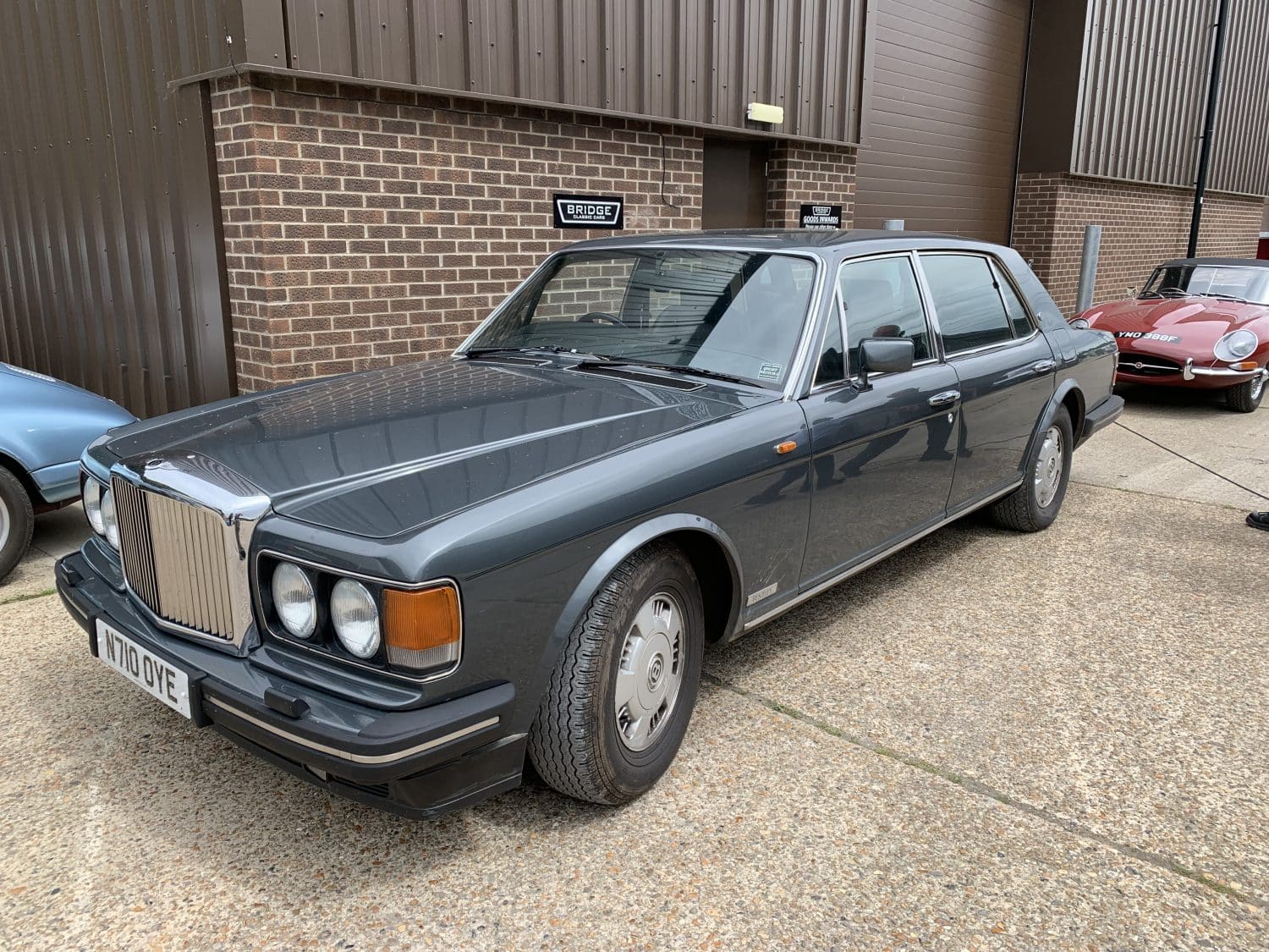 310519 1995 Bentley Brooklands 2 1