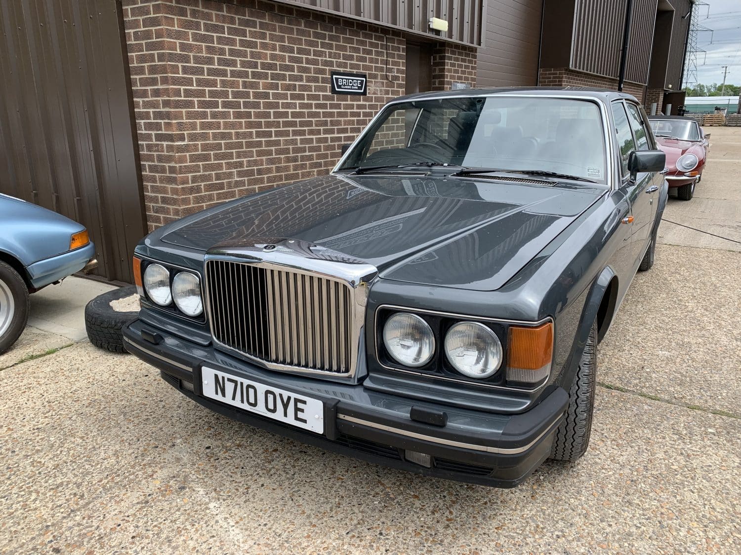 310519 1995 Bentley Brooklands 4 1