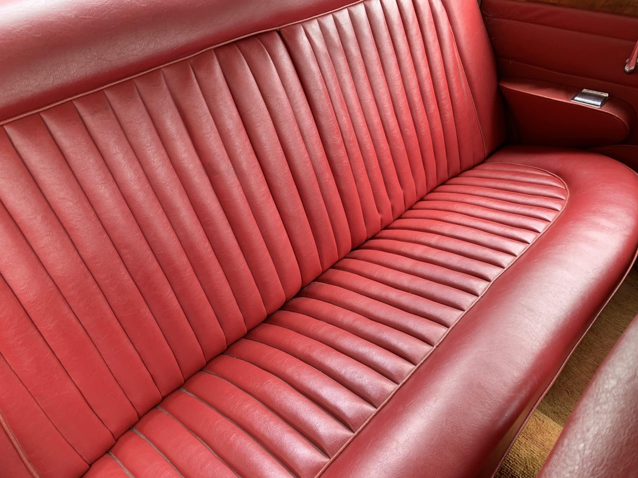 020719 1967 Jaguar MkII 8 1