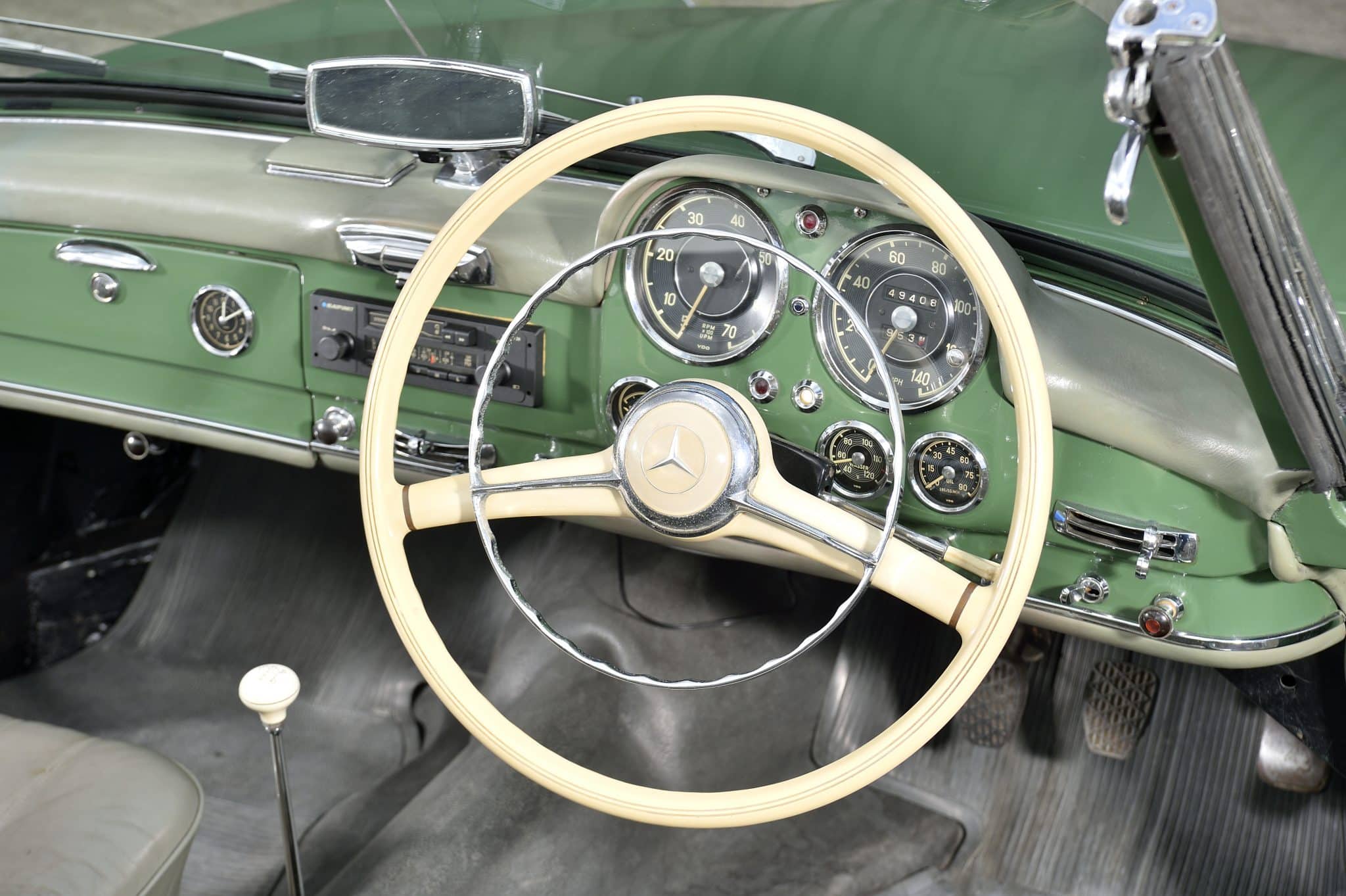 1957 Mercedes 190SL 32 1