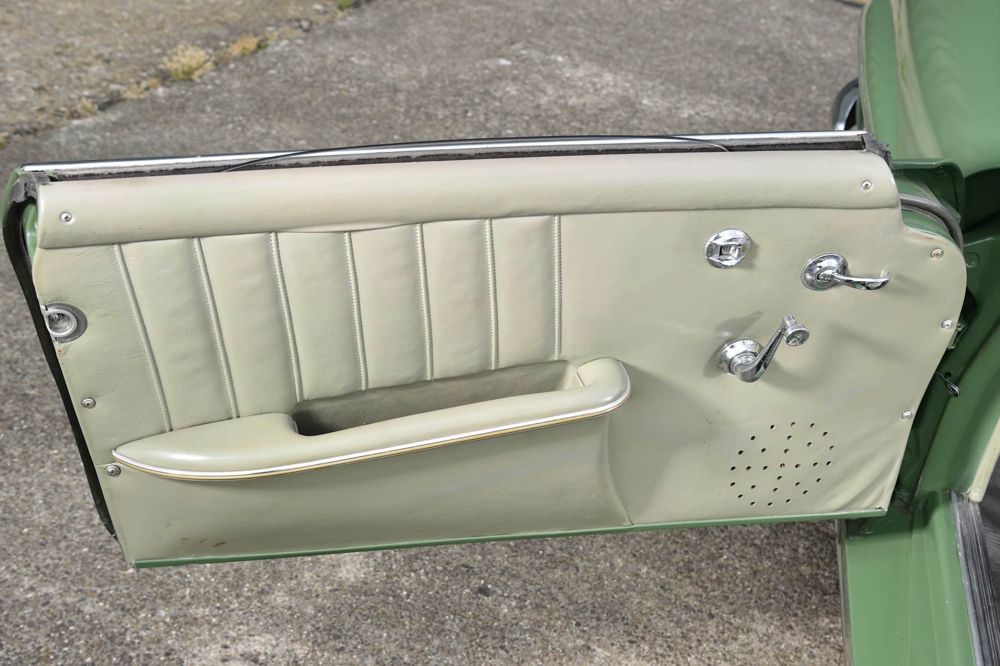 1957 Mercedes 190SL 36 1