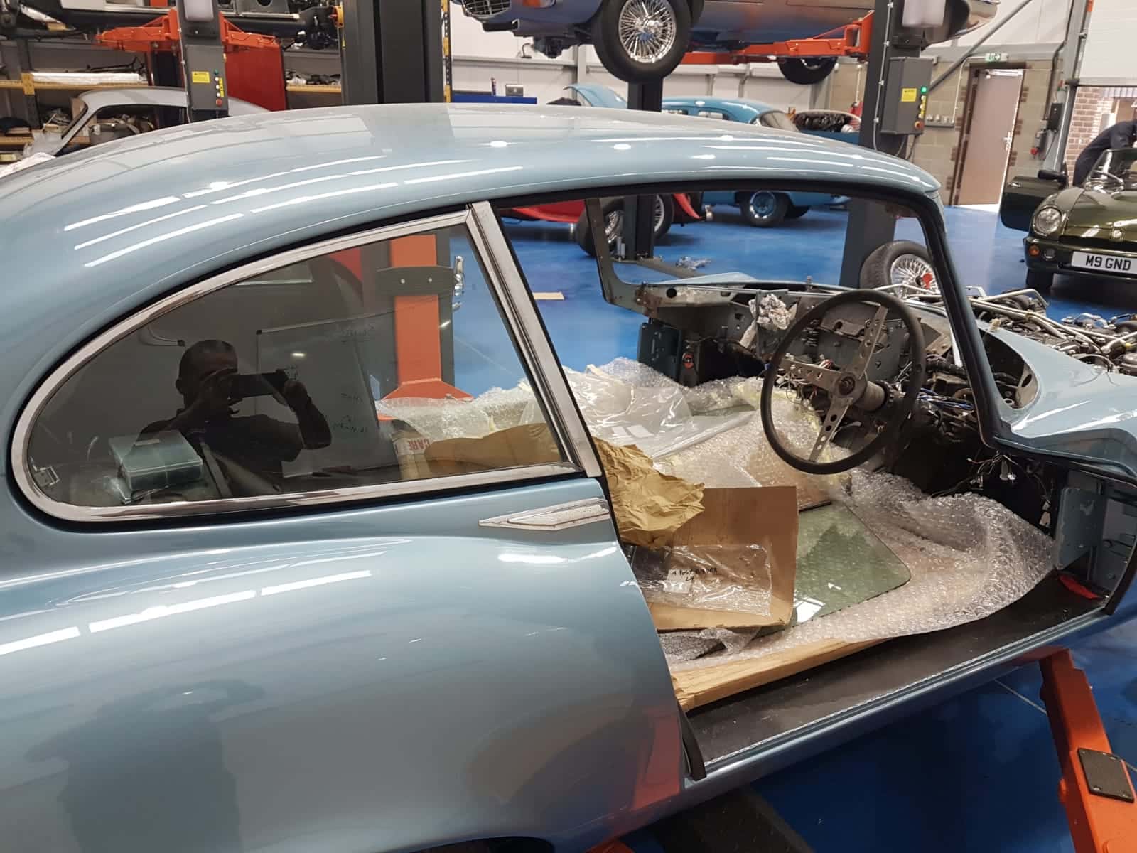 1971 Jaguar E Type Door Rubber 1