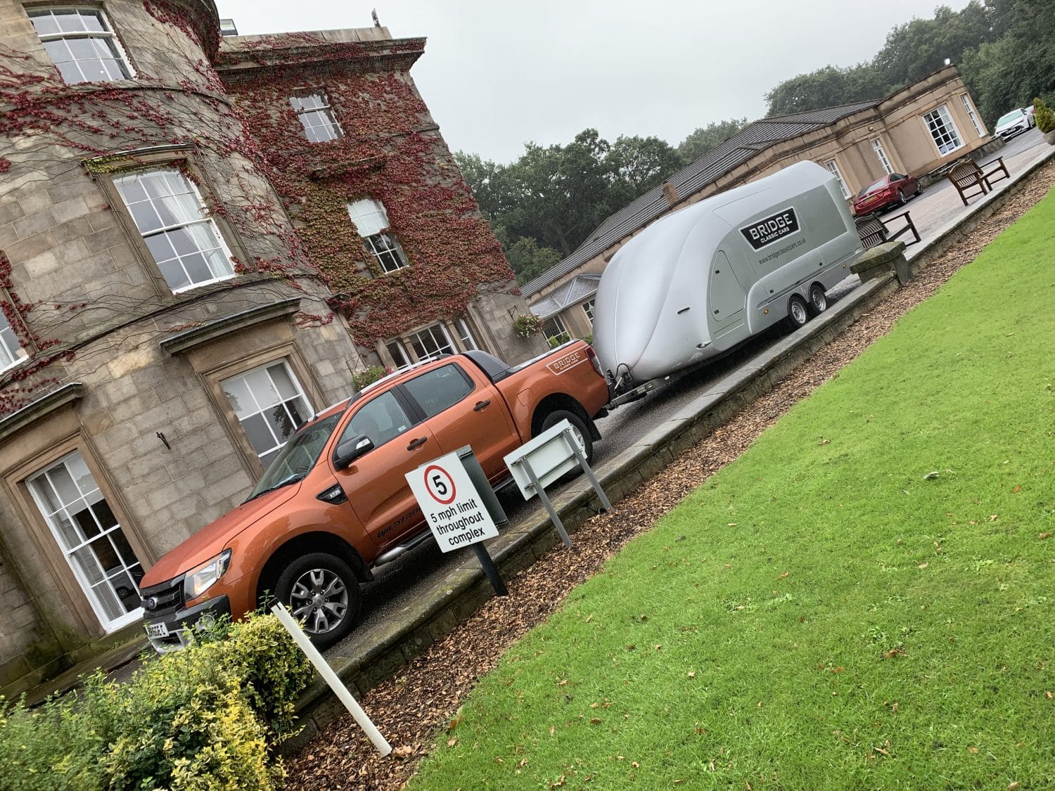 Bridge Classic Cars at Shaw Hill Hotel 3 1