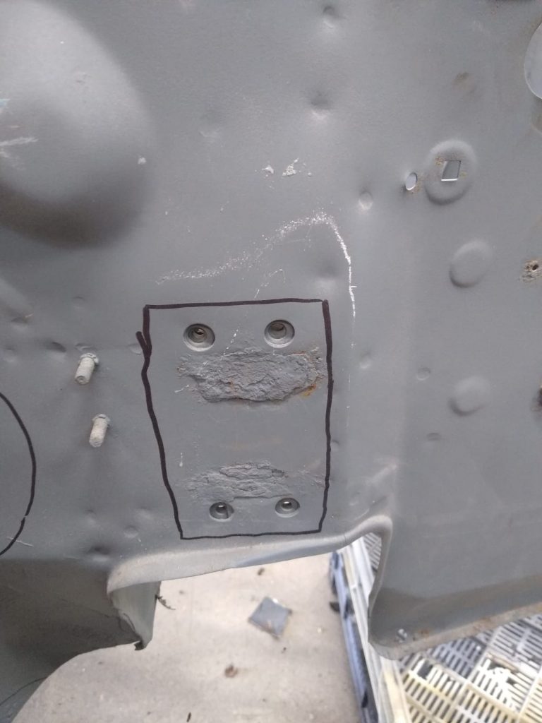 Progress is being made on our 1996 Mini body shell - Bridge Classic Cars