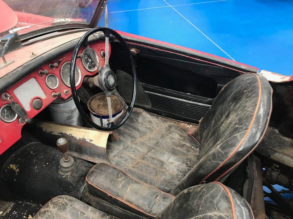 011019 1960 MGA Stripping 6