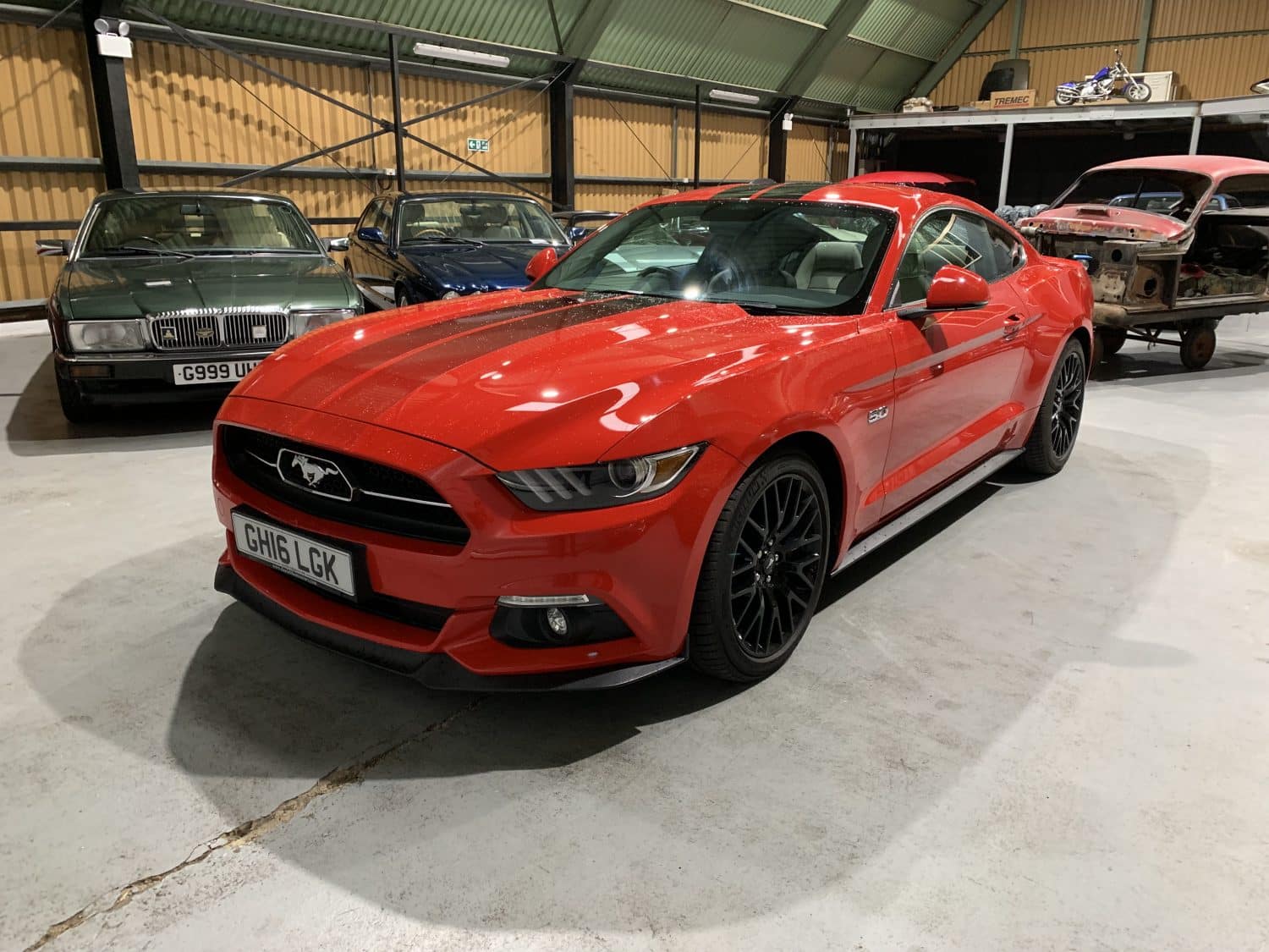 071019 2016 Ford Mustang GT Storage 1 1