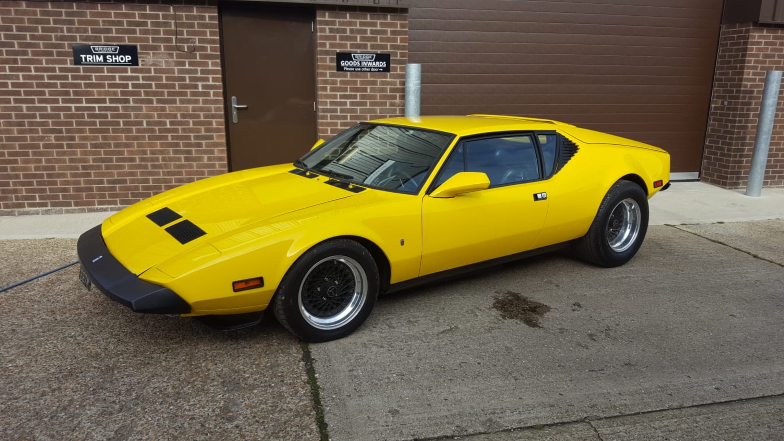 151019 1974 DeTomaso Pantera 1 1