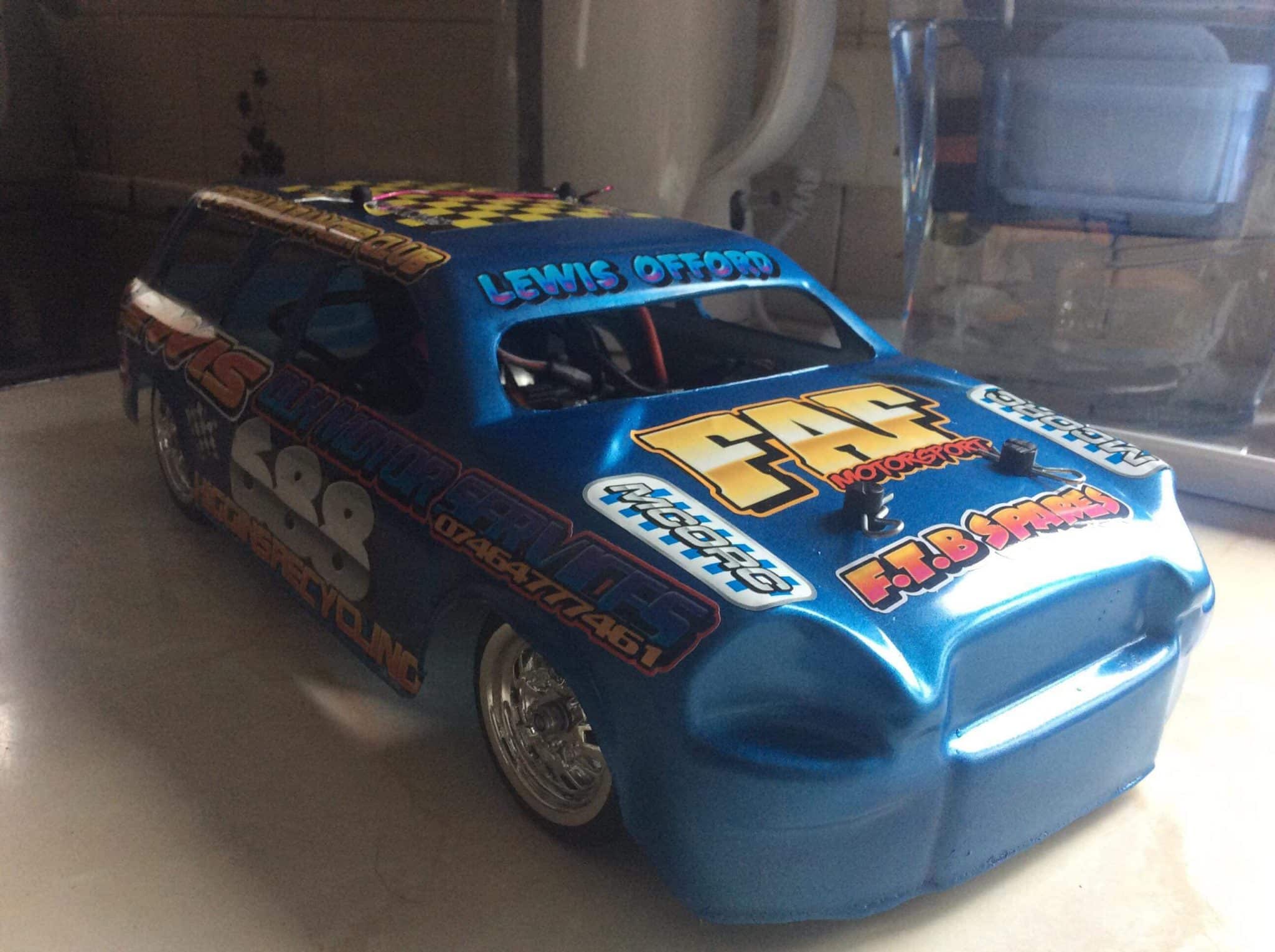 211019 Lewis Offord 7
