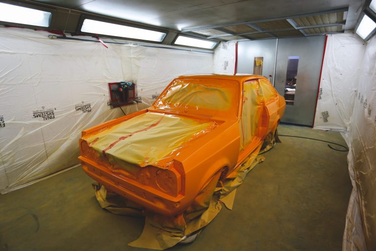 Ford Escort RS2000 Re-paint