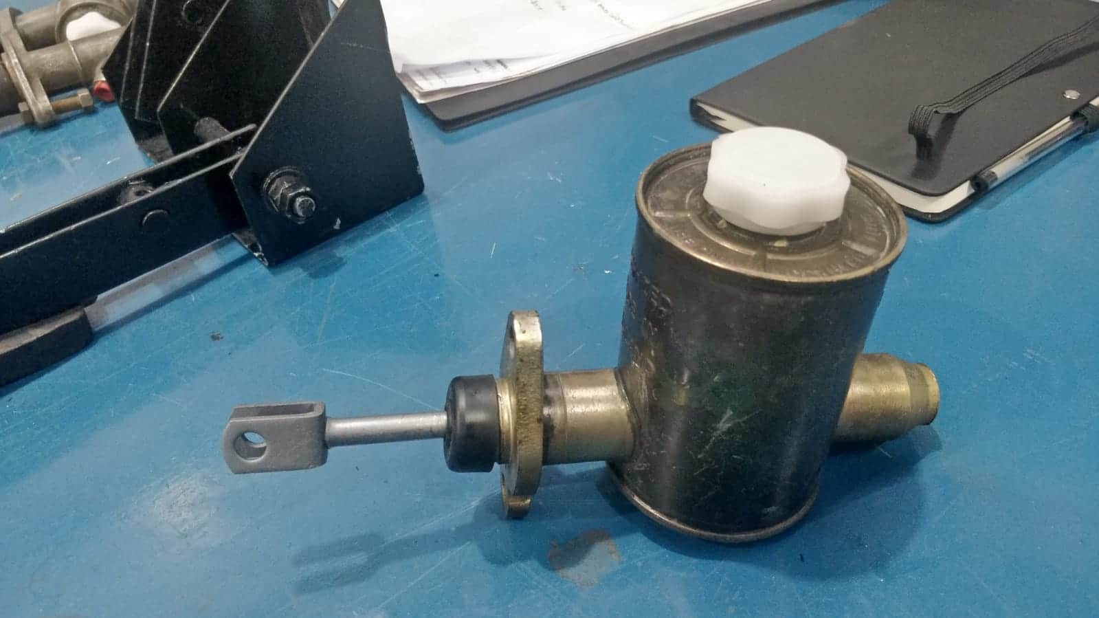 TVR Grantura Brake and Clutch Cylinder Rebuild