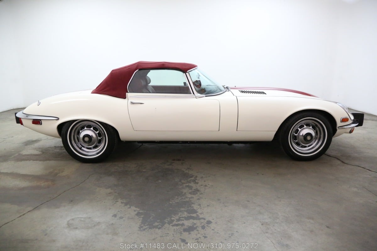 1973 Jaguar E Type Roadster 09 1