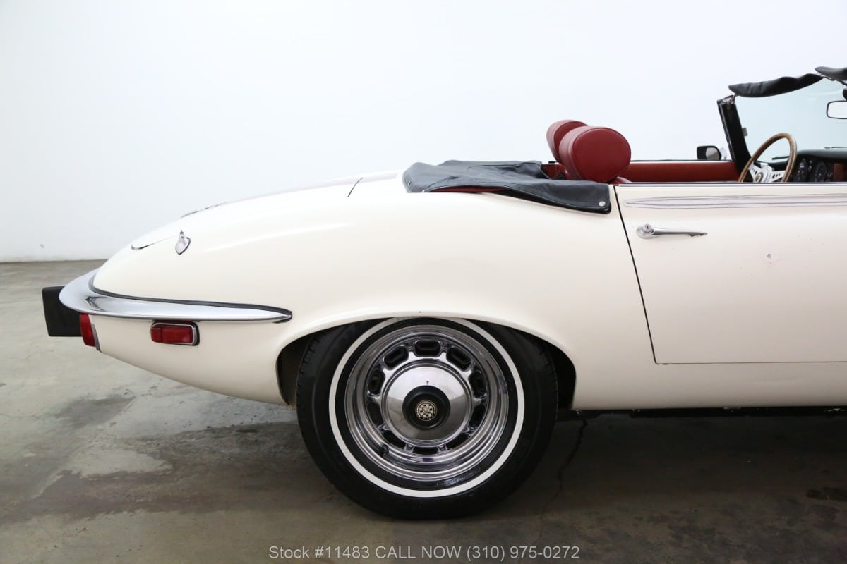 1973 Jaguar E Type Roadster 19 1