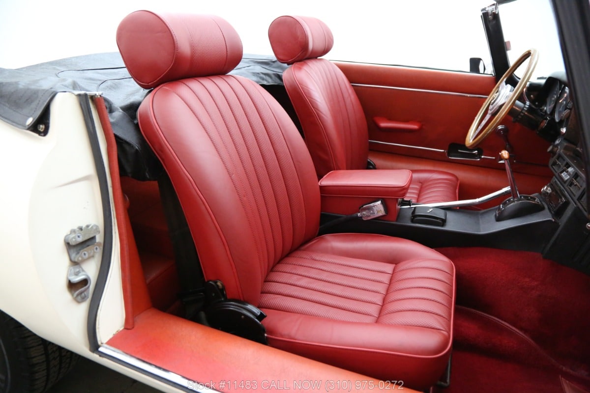 1973 Jaguar E Type Roadster 36 1